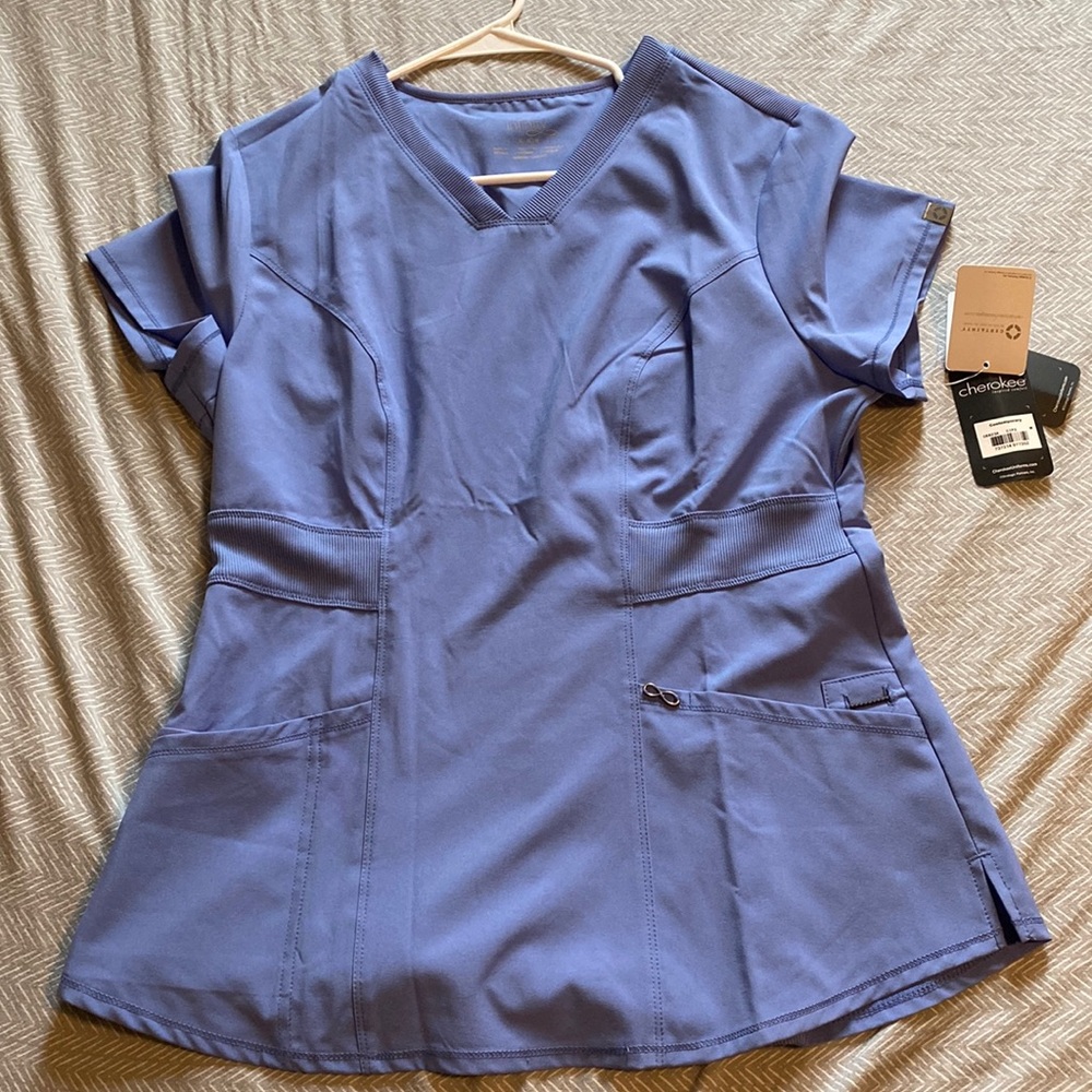 Cherokee infinity scrub top